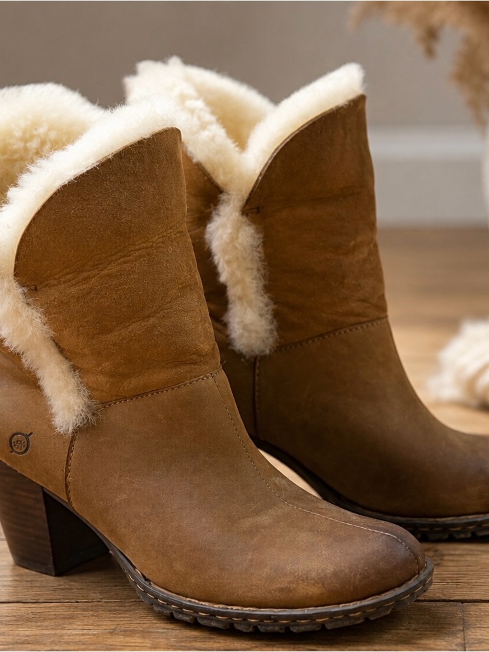 Born Donna Brown Leather Shearling Boots Genuine Sheepskin Lined Women’s 8 - Picture 13 of 13